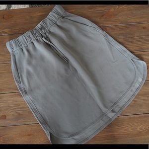 Lululemon skirt size 4
